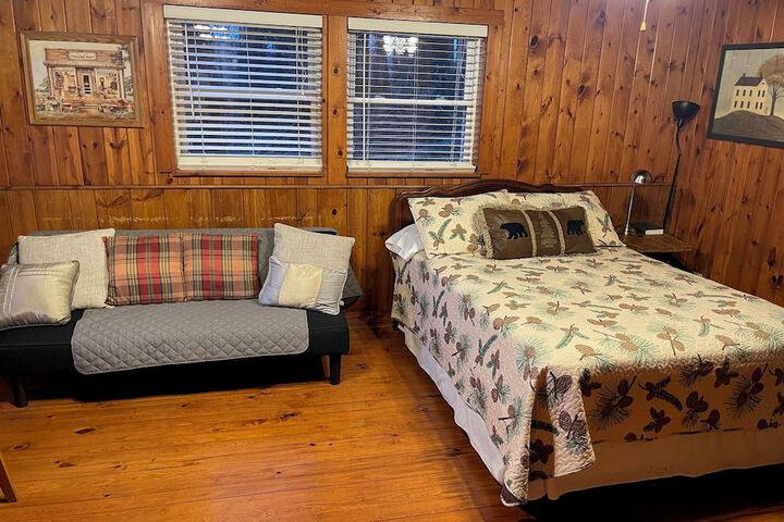 Mountain Aire Cottages Inn & Glamping