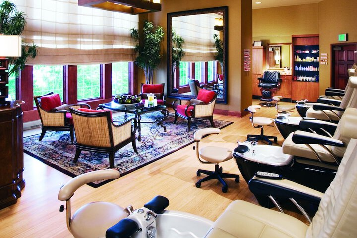 Chateau on the Lake Resort Spa and Convention Center