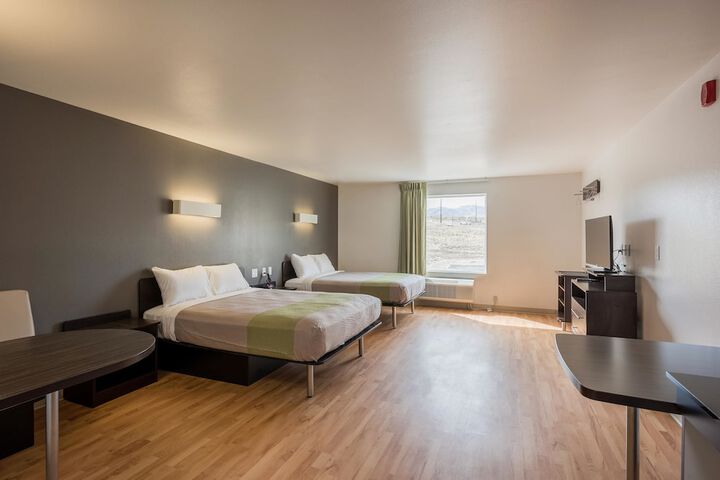 Room 28 of 34
