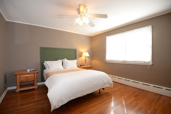 Room 20 of 33