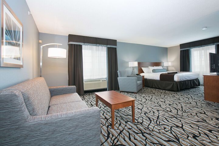 Room 32 of 63