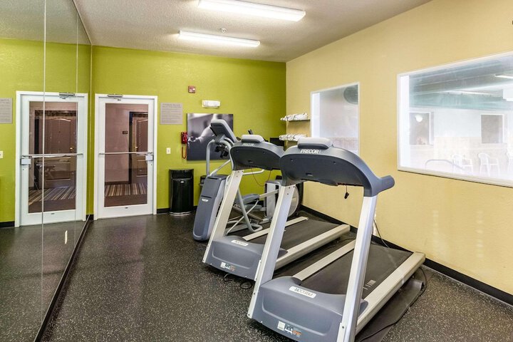Health and Fitness 31 of 33