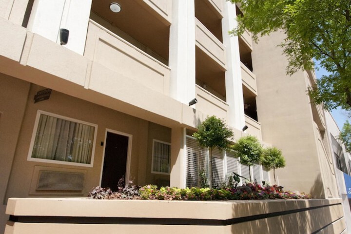 Hotel 2 of 45