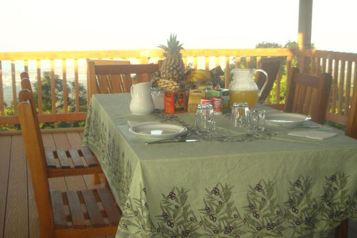 LILIKOI INN
