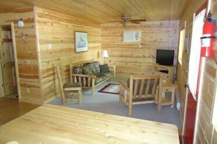 Room 13 of 20