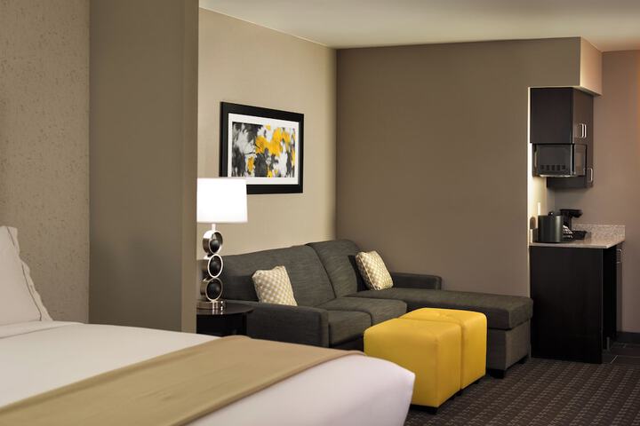 Holiday Inn Express & Suites Madison Central by IHG