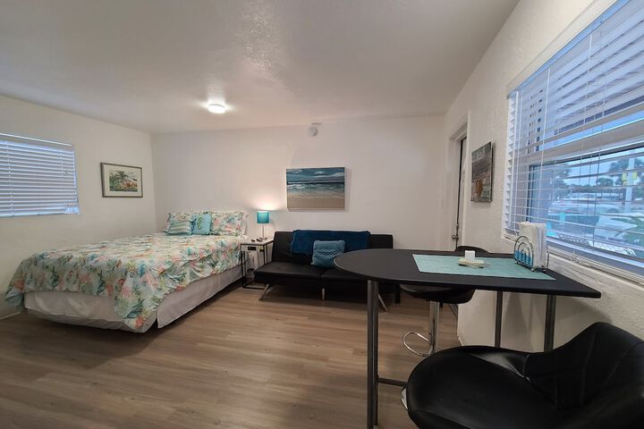 Room 118 of 166