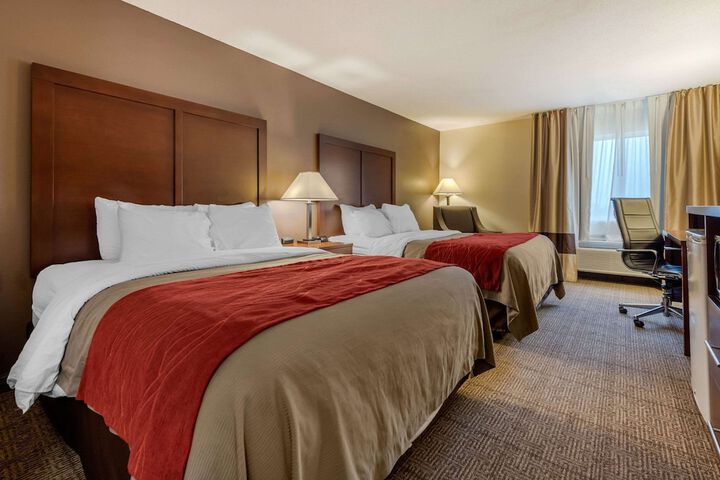 Room 27 of 40