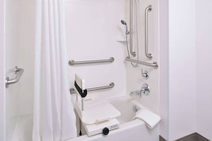 Room 20 of 58