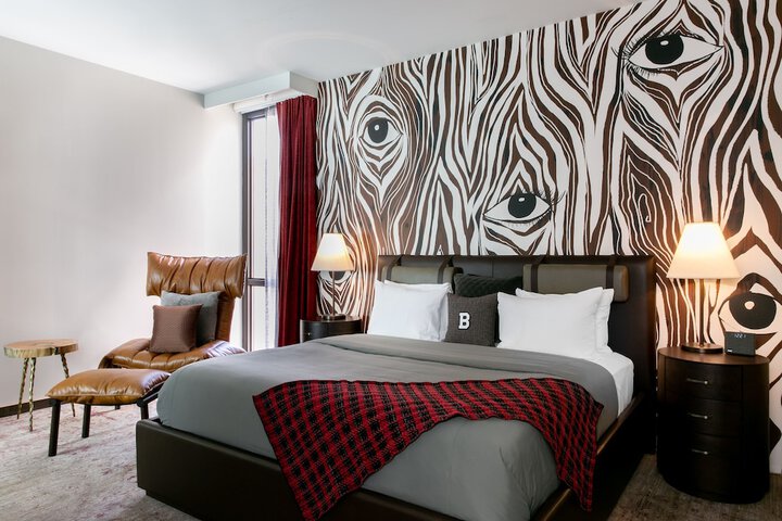 Room 40 of 85