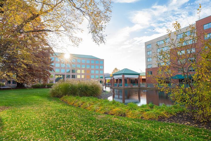 Elimwood Hotel a Ramada by Wyndham