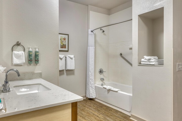 Best Western Bandera Suites & Saloon