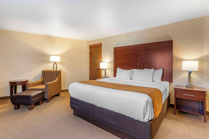 Comfort Inn & Suites Lincoln City