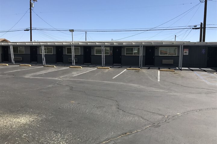 New Corral Motel