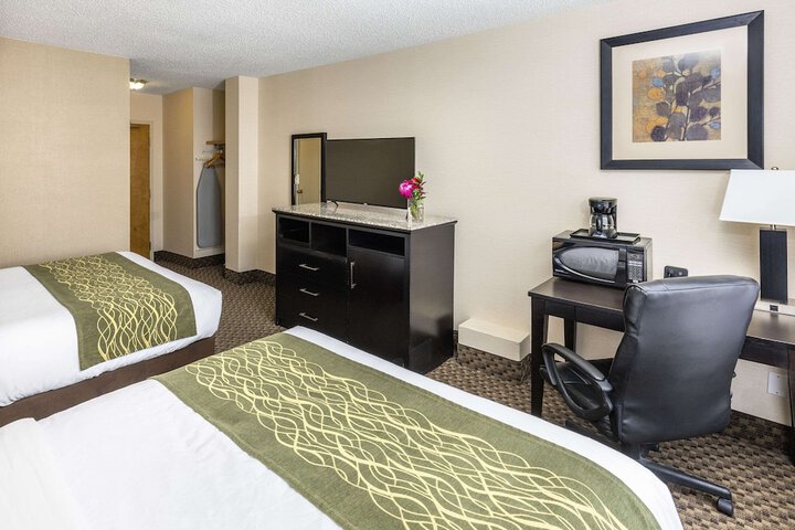 Room 33 of 43
