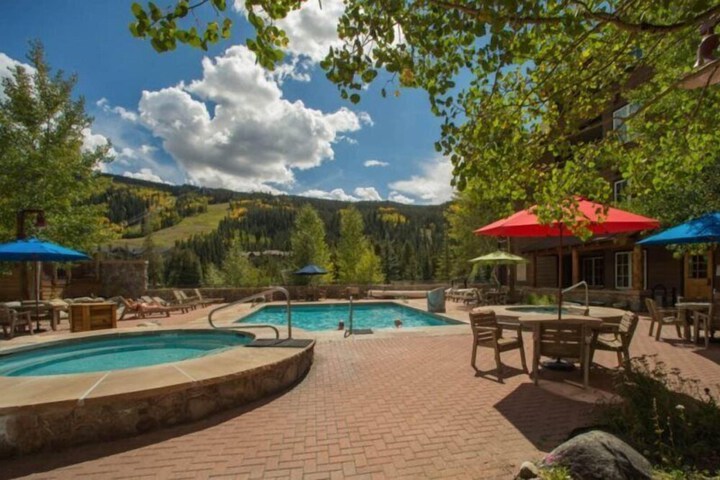 1 Bedroom Mountain Condo in River Run Village with Beautiful Mountain Views and Walking Distance to Ski