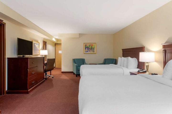 Room 47 of 72