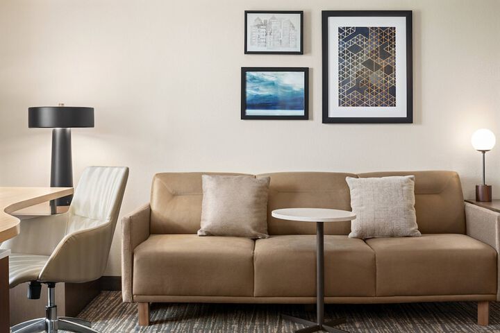 Room 11 of 29