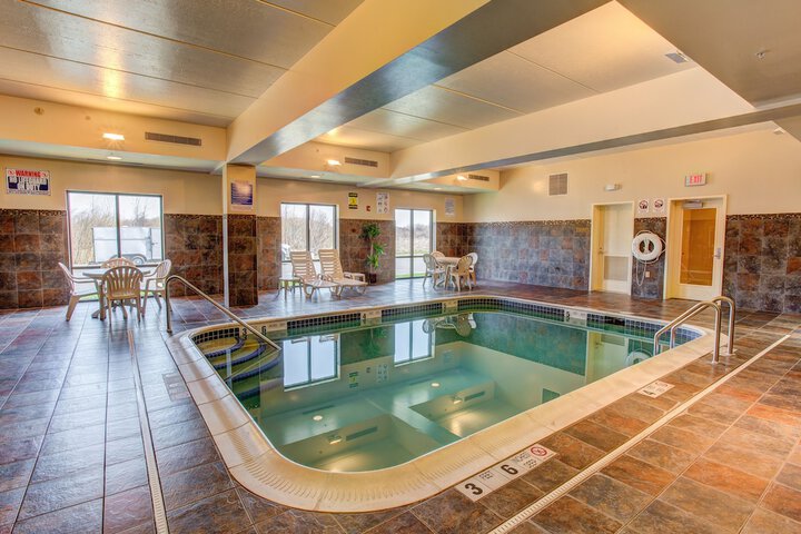 Pool 2 of 32