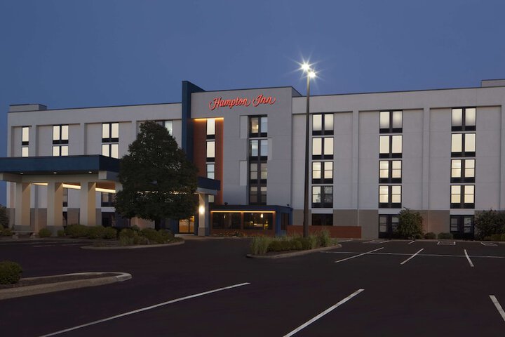 Hotel 2 of 35