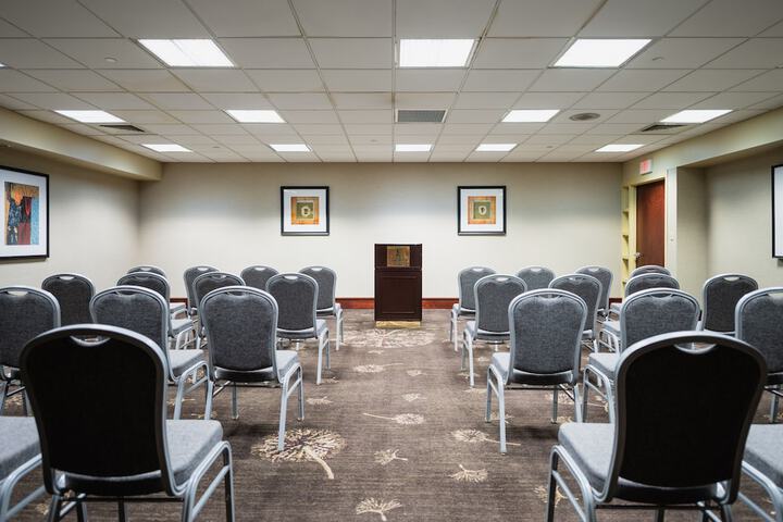 Embassy Suites by Hilton Piscataway Somerset