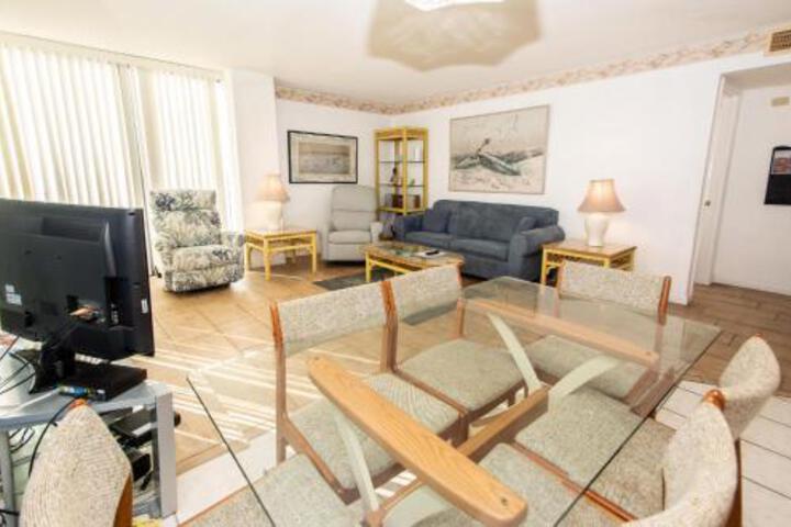 Sea Castle 8 G by Palmetto Vacation Rentals