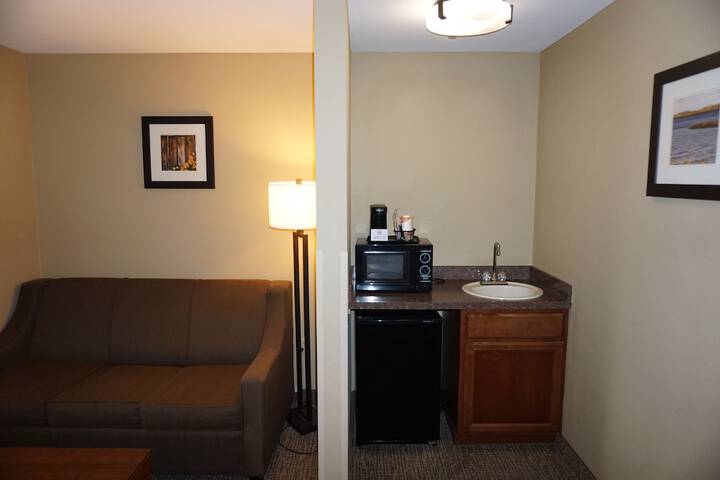 Room 8 of 46