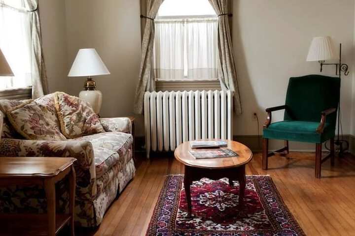 Room 18 of 65