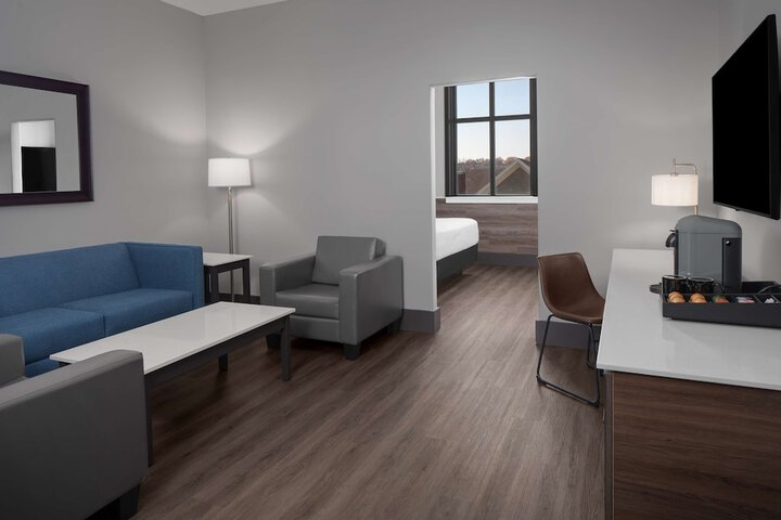 Room 138 of 174