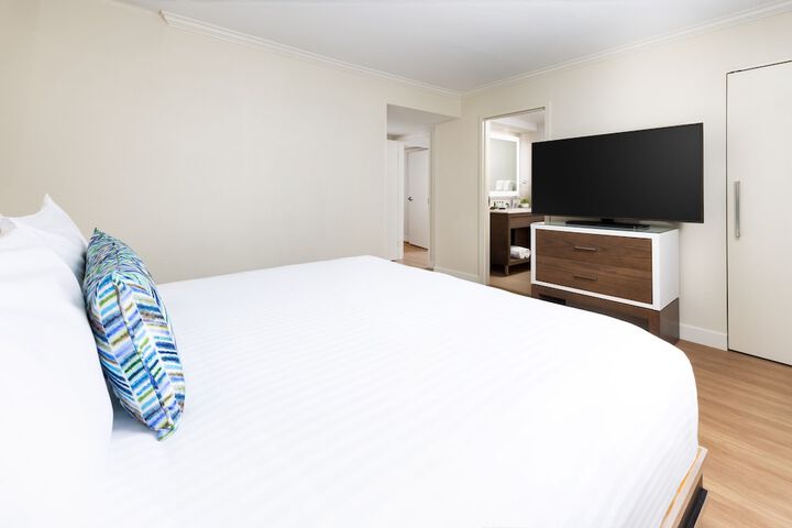 Room 46 of 118