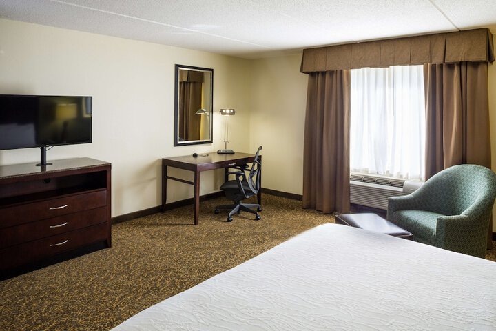 Room 18 of 37