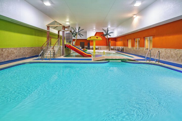 Pool 13 of 54