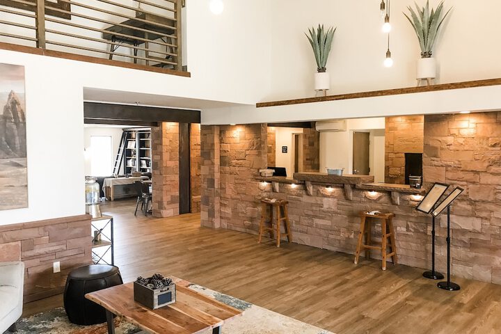 Red Sands Hotel