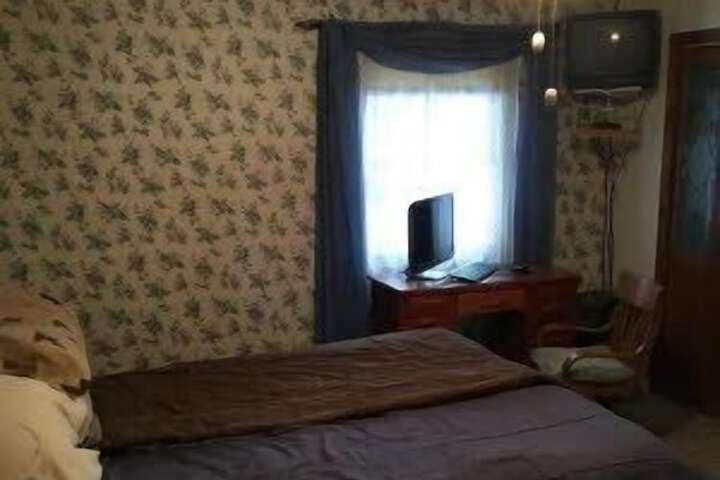 Room 112 of 152