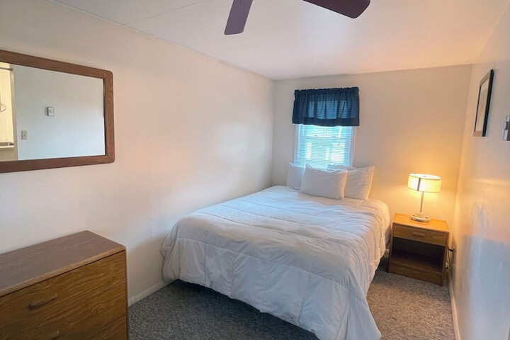 Room 65 of 104