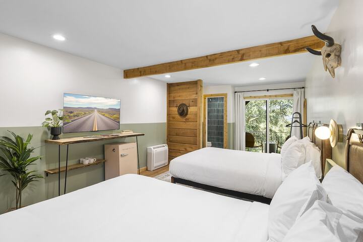 Room 44 of 52