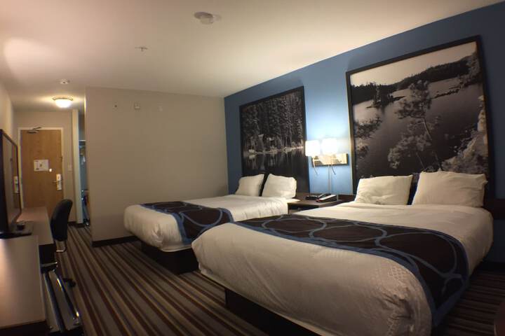 Super 8 by Wyndham Fort Frances