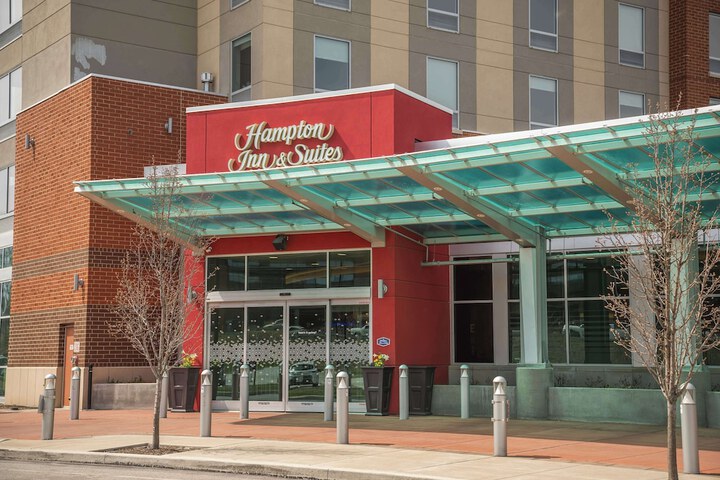 Hampton Inn & Suites Erie Bayfront