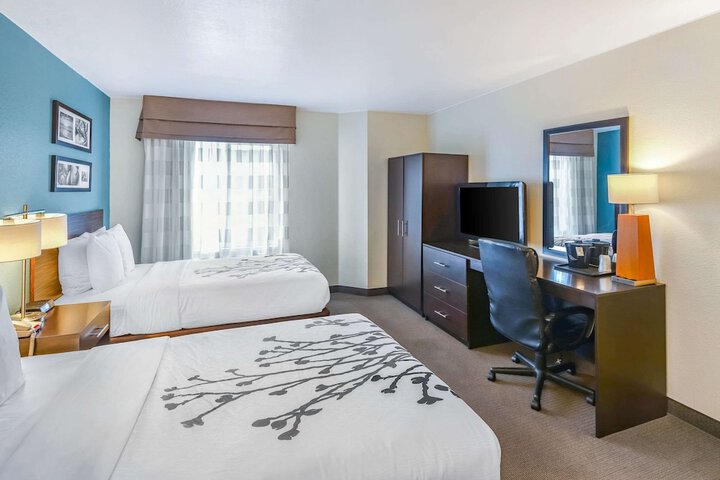 Room 15 of 29
