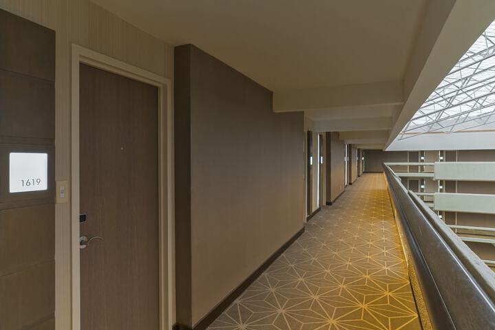Room 26 of 47