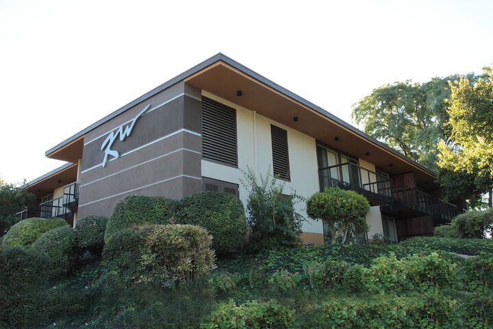 Hotel 2 of 27