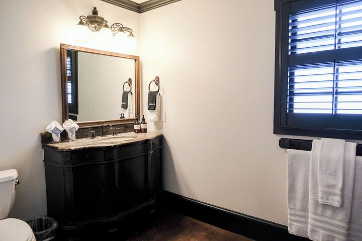 The Winchester Lodge