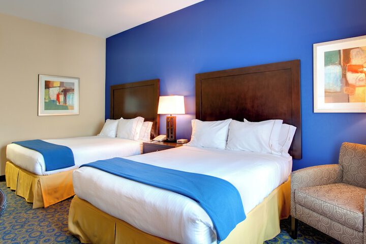 Room 20 of 37