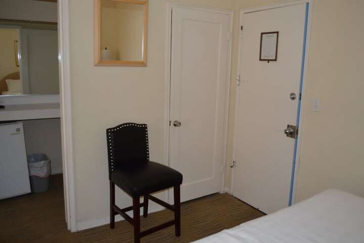 Room 35 of 55