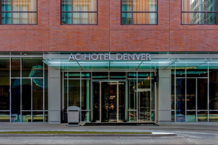 Hotel 3 of 90