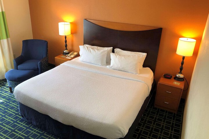 Room 5 of 43