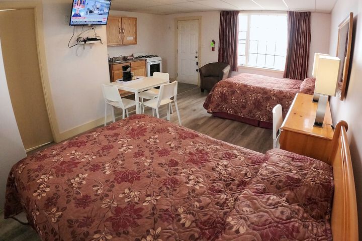 Room 16 of 43