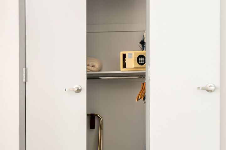 Room 54 of 60