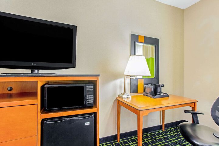 Room 15 of 45