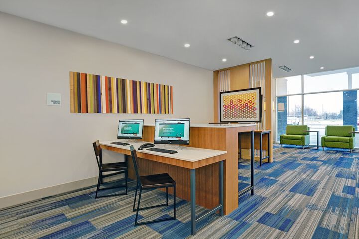 Business Center 57 of 57